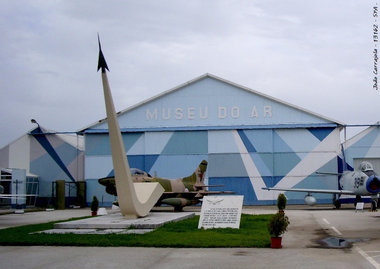 Monumento do Museu do Ar - Escultura - Alverca